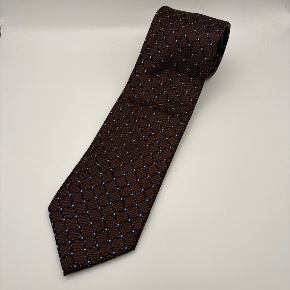 Nautica Mens Brown Geometric Diamond Pattern 100% Silk Necktie 58 Inch Length